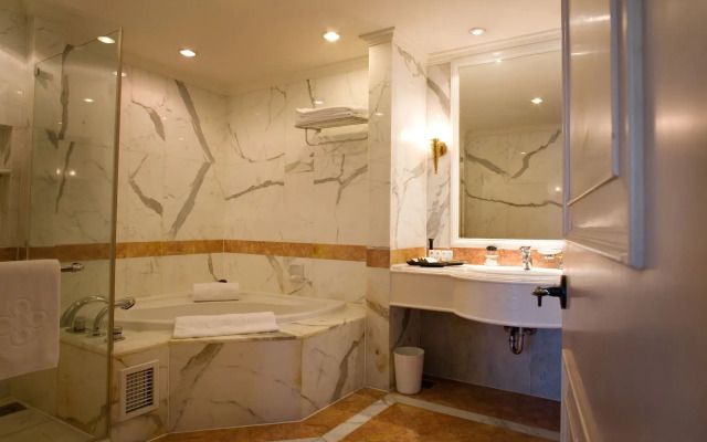 Hanoi Daewoo Hotel