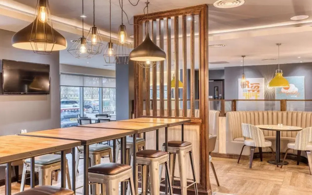 Premier Inn Abingdon - A34