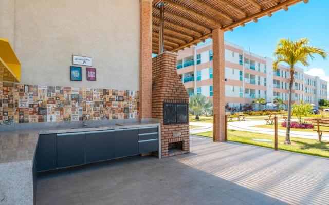 Muro Alto Condominio Club - By AF