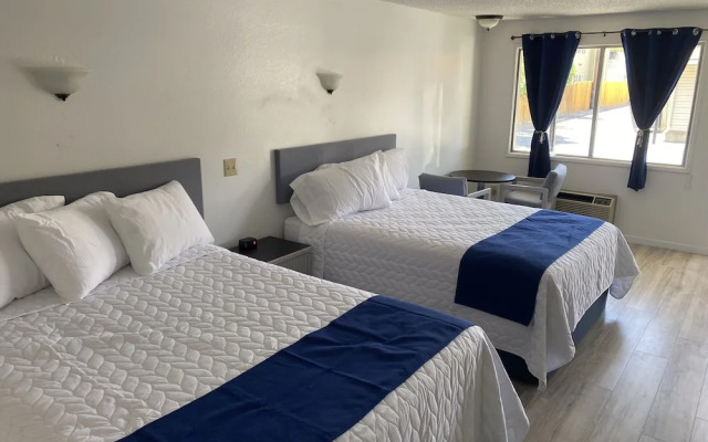 Thunderbird Motel