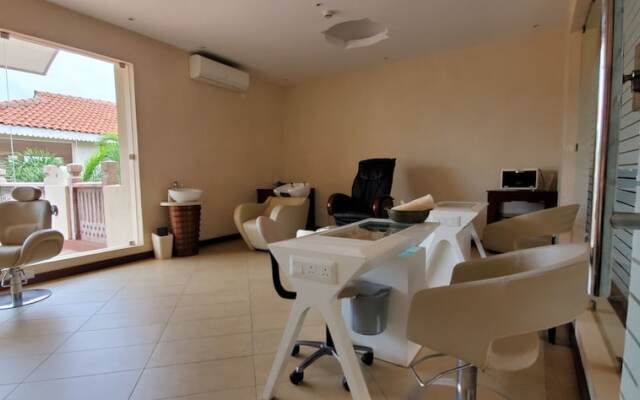 Silver Palm Spa and Resort
