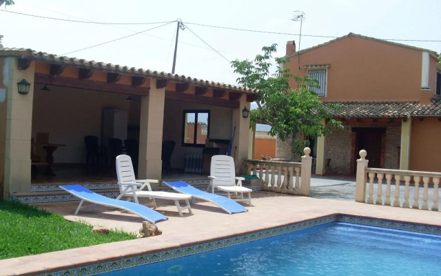 Villa Almendros