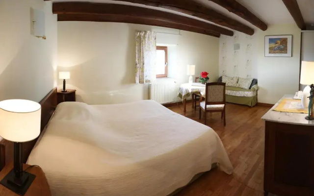 Maison d'hotes Sainte Genevieve