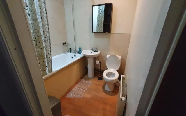 Bradford 2-bedroom Home - Sleeps 4 - Free Parking