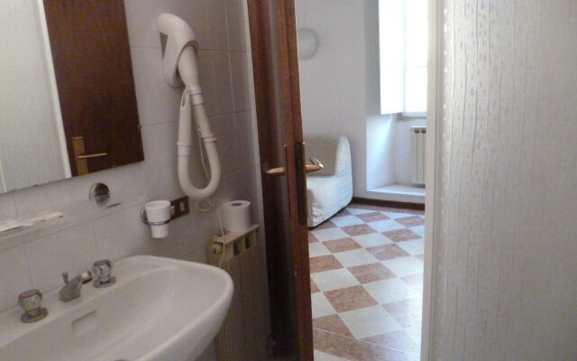 Residenza Ca' Tazzoli , Mantegna Hotels