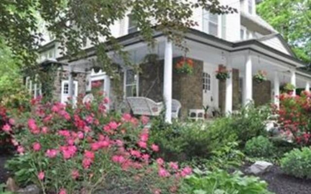 Wayne Bed & Breakfast Inn