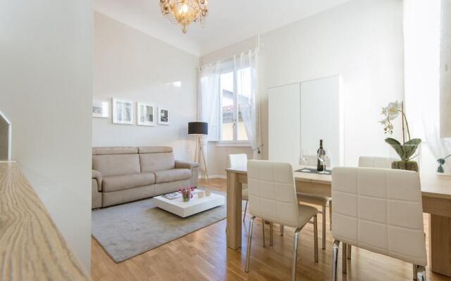 Unique & Stylish Repubblica