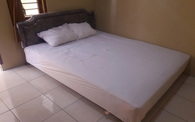 Hotel O Kost Takalar Near Polsek Mappakasunggu (Mapsu) – Guest Rooms – Pattallassang
