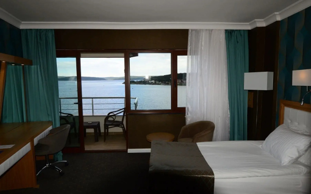 Akol Hotel