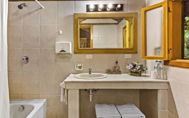 Sachatamia Lodge