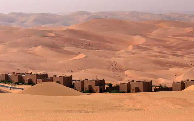 Bab Al Nojoum Bateen Liwa Resort