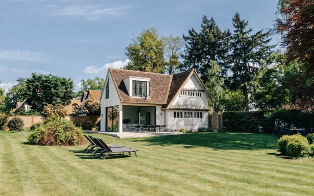 Wisteria House in Buckinghamshire