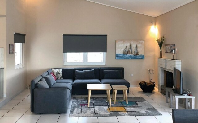 Stunning Home in Chalkida With 3 Bedrooms and Wifi
