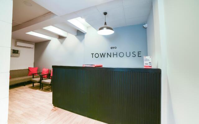 OYO Townhouse 142 Vadapalani