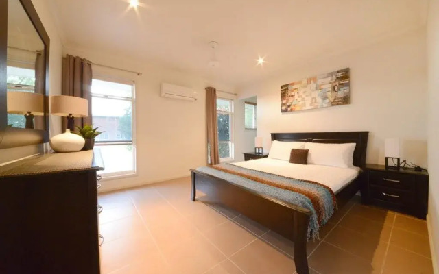 Hydeaway Bay Beach House