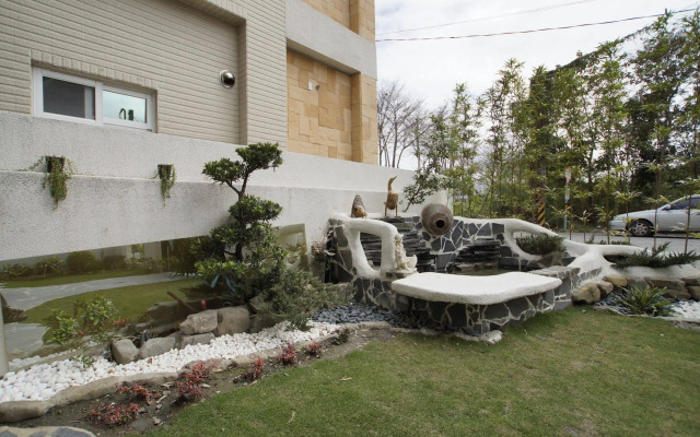 Happy Life Hostel
