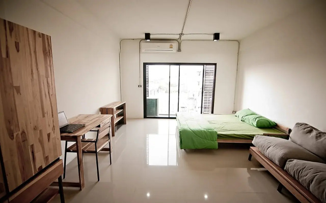 Nilukn House Tha Phra