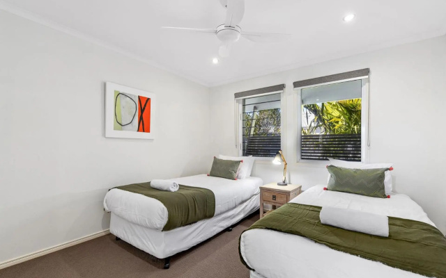 Sand and Sea Beach House – Guest Rooms – Marcoola