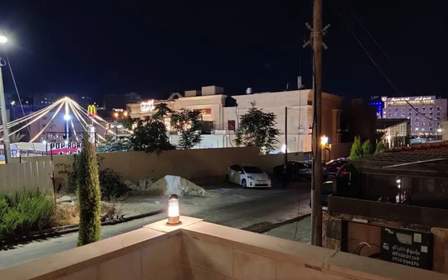 3 Bedroom Apartment Of 200 Square M With Terrace