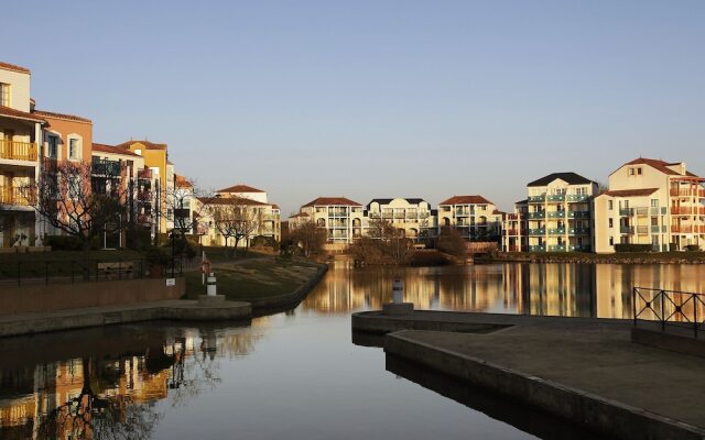 Apartment 4 5 People At Large, Child Friendly Park In The Port Bourgenay Vendee