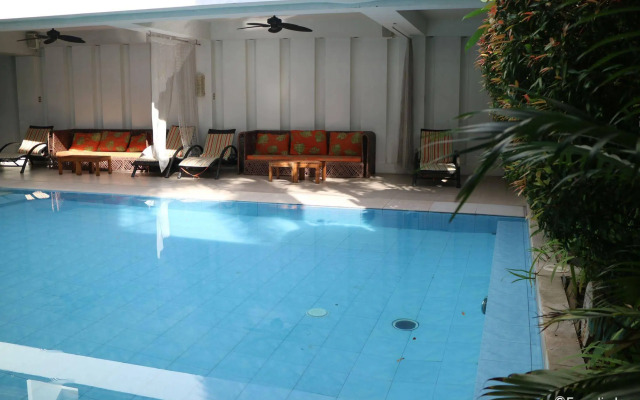 Sugarland Hotel