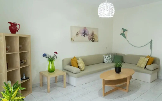 Melanthi Apartment