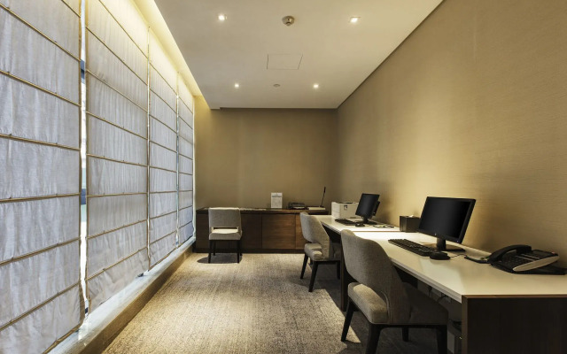 Holiday Inn Baoji Central