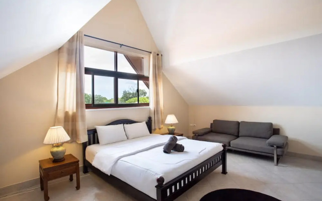 Blissful Villa Felicity with Ample Space