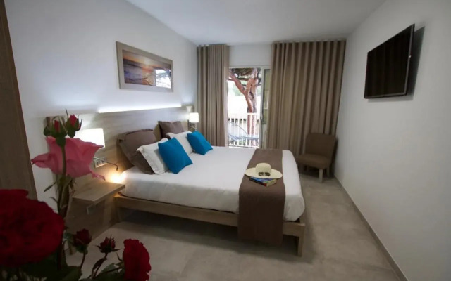 Hotel Marina di Lava