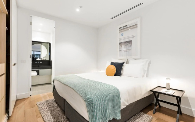 Tyrian Serviced Apartments - Albert Park Lake