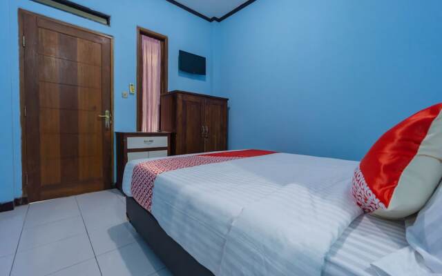 Wisma Griya Indah Lestari by OYO Rooms
