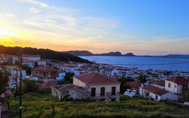Best House Sea View Apartment