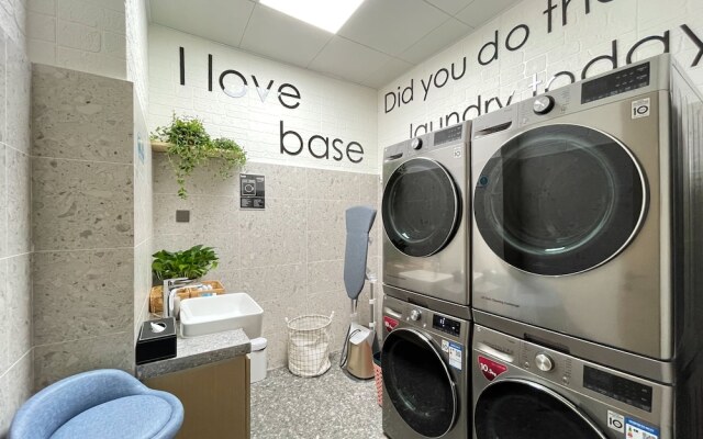 base-Sanlitun Serviced Apartment