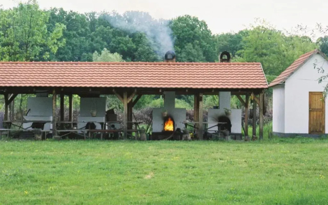 Vizimalom Panzió és Kemping