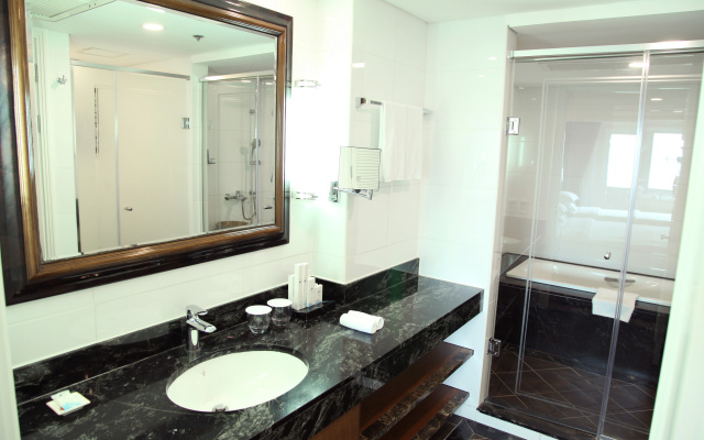 JPark Island Resort & Waterpark - Image 7