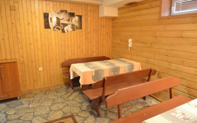 Desudava Hotel