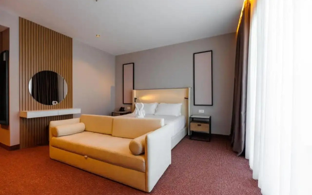 Amelia Mare Hotel