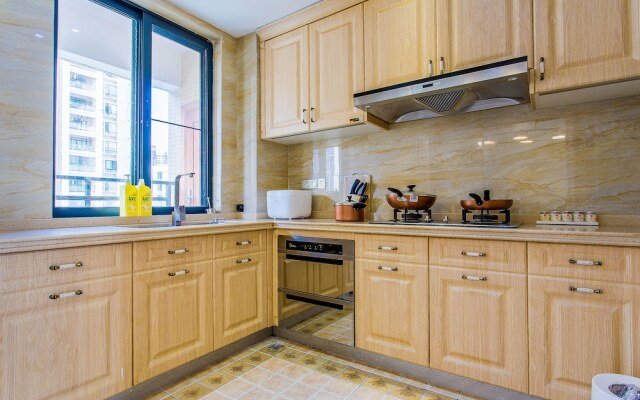 Locals Boutique Apartment Huafa Plaza 12