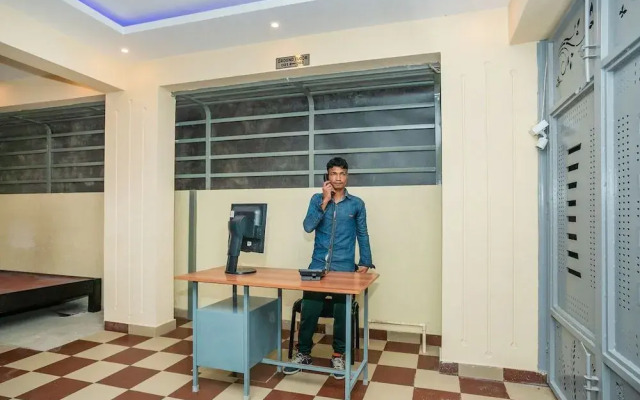 OYO 28119 Omkar Global Inn