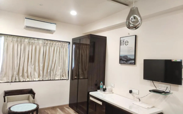 Hotel The Grand Kaushalya