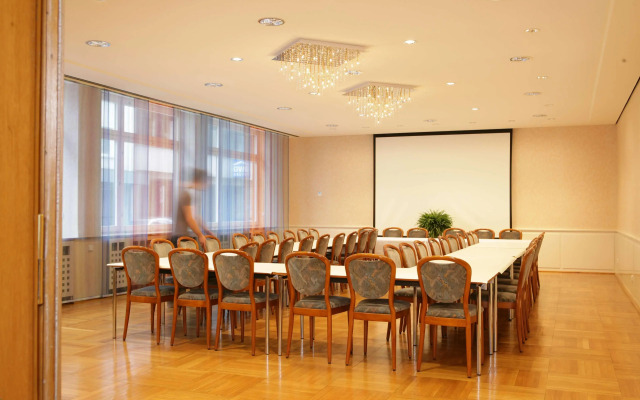 TOP VCH Hotel Wartburg Stuttgart