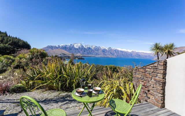 Alpine Gold With Incredible Lake Views SPA