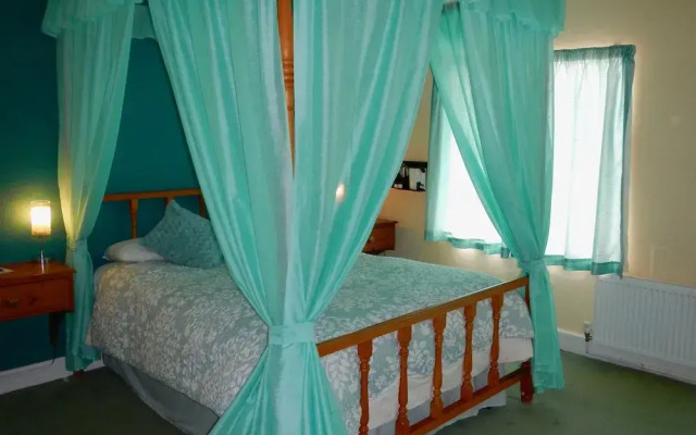 The Burton Hotel and Cloud Nine