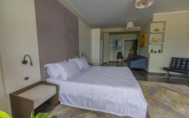 Hotel Pirro