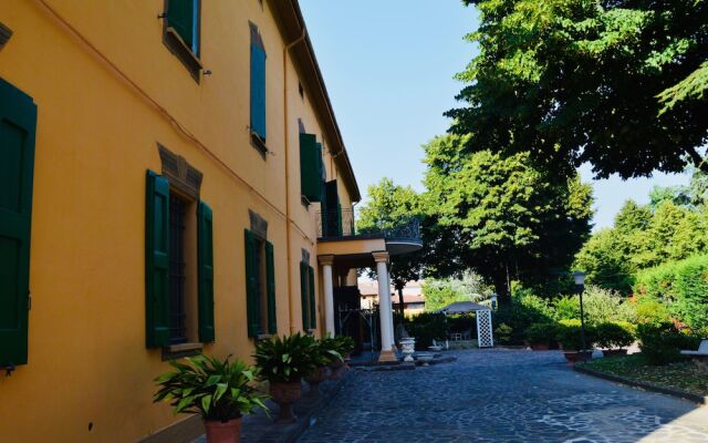 Villa Griffoni Historic Residence