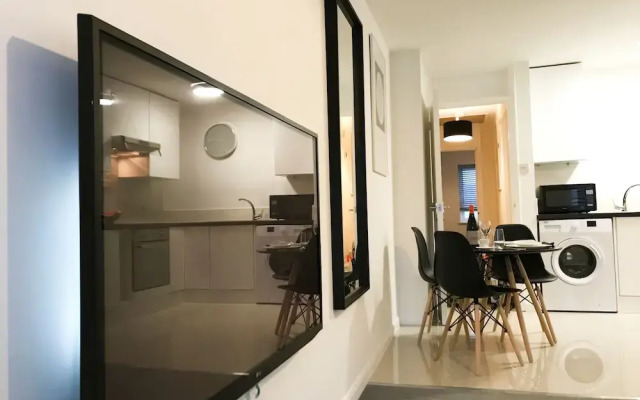 Luxury One Bedroom Apartment Aldershot