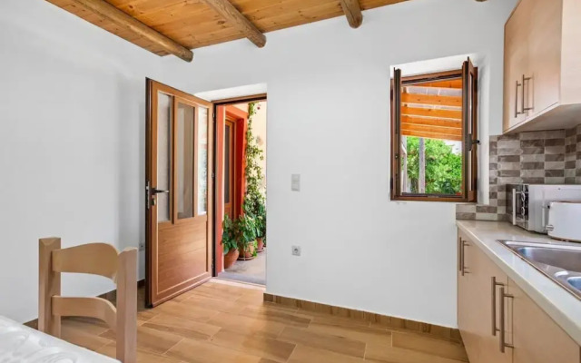 Maria s House With View in Kambos