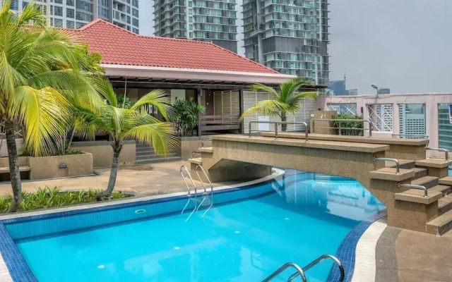 Casa Mutiara @ Bukit Bintang by HnHCozy