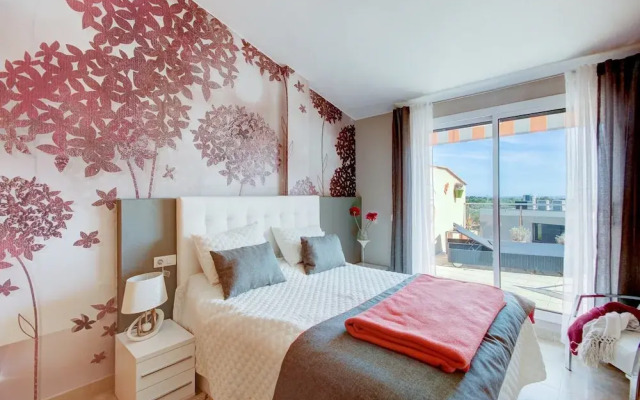 Duplex Apartment in Palau-saverdera