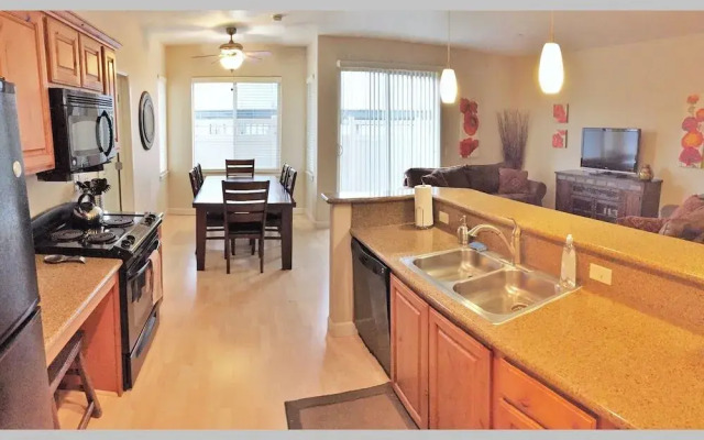 Downtown Luxury Condo at Citifront